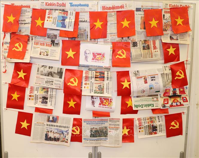 Khu trưng bày mừng Đảng, mừng Xuân mới tại chương trình. Ảnh: Xuân Vịnh - PV TTXVN tại Macau (Trung Quốc)