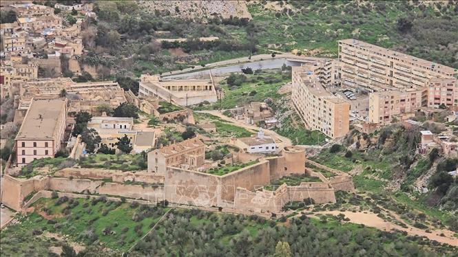 Di tích pháo đài phòng ngự bờ biển Oran (Algeria). Ảnh: Nguyễn An - PV TTXVN tại Algeria
