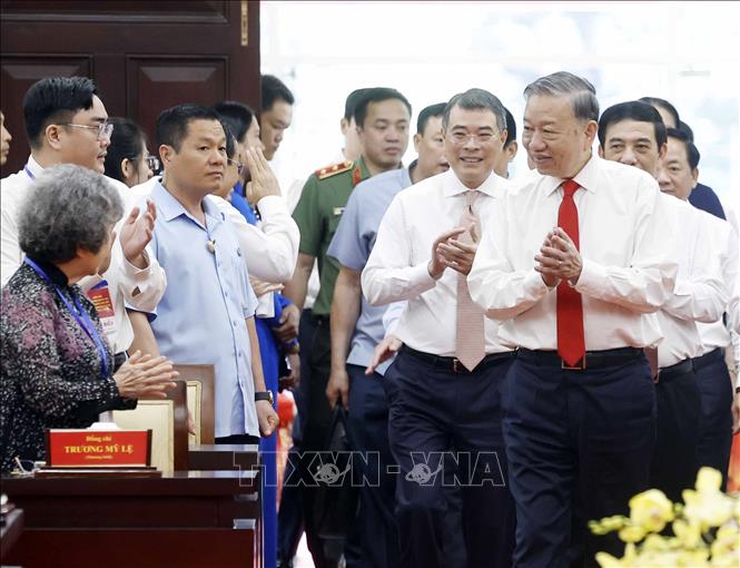 Tổng Bí thư Tô Lâm thăm, chúc Tết Đảng bộ, chính quyền và Nhân dân Thành phố Hồ Chí Minh. Ảnh: Thống Nhất – TTXVN