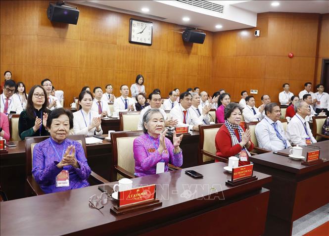 Đại biểu và Nhân dân Thành phố Hồ Chí Minh đến dự. Ảnh: Thống Nhất – TTXVN