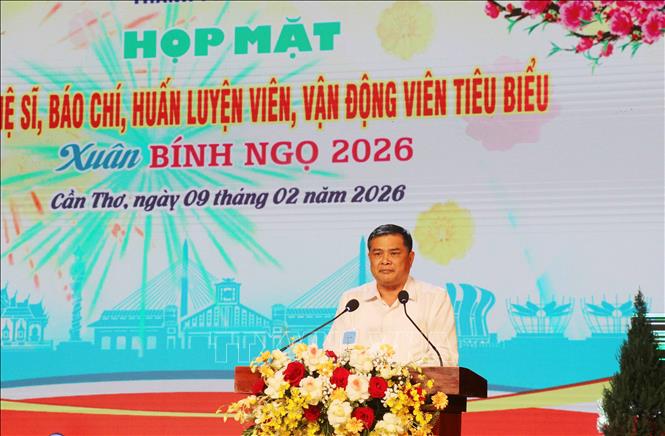 Ông Nguyễn Văn Bảy, Giám đốc Sở Văn hóa, Thể thao và Du lịch TP Cần Thơ phát biểu. Ảnh: Ngọc Thiện- TTXVN.