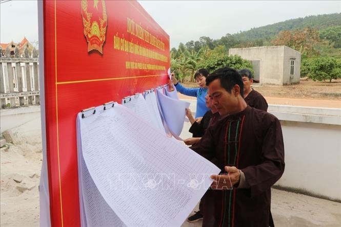 Phường Nguyễn Trãi thành lập 23 khu vực bỏ phiếu đảm bảo thuận tiện cho cử tri, các tổ dân phố gần nhau được gộp vào cùng một khu vực bỏ phiếu. Ảnh: Mạnh Minh – TTXVN