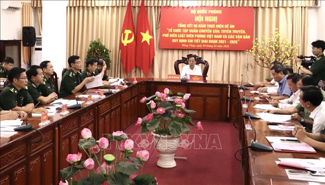 Hội nghị trực tuyến tại điểm cầu Đồng Tháp. Ảnh: Hồng Nhung - TTXVN