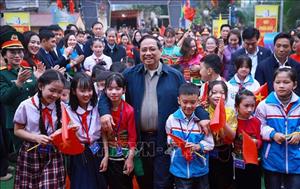 Thủ tướng dự Lễ khởi công dự án Trường tiểu học Cẩm Thạch