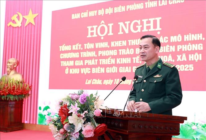 Đaị tá Nguyễn Văn Hưng, Chính ủy Bộ đội Biên phòng tỉnh Lai Châu phát biểu. Ảnh: Quý Trung – TTXVN
