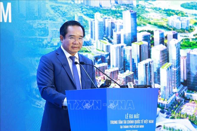 Chủ tịch Ủy ban nhân dân Thành phố Hồ Chí Minh Nguyễn Văn Được phát biểu. Ảnh: Dương Giang-TTXVN