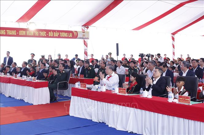 Tổng Bí thư Tô Lâm và các đại biểu dự lễ khởi công. Ảnh: Thống Nhất – TTXVN