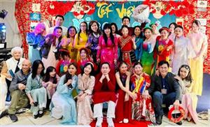 Ấm áp và giàu cảm xúc trong Tết cộng đồng đầu tiên ở Nice