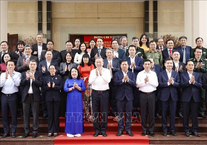 Tổng Bí thư Tô Lâm chúc Tết Đảng bộ, chính quyền và Nhân dân tỉnh Đắk Lắk. Ảnh: Thống Nhất – TTXVN