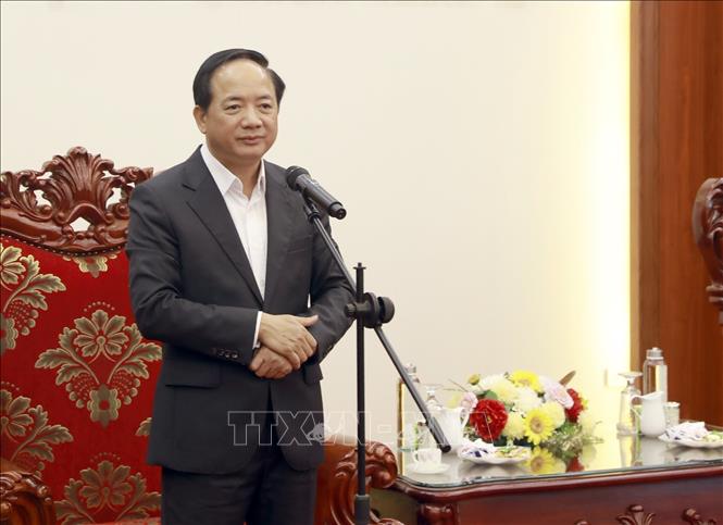 Đồng chí Trịnh Văn Quyết, Ủy viên Bộ Chính trị, Bí thư Trung ương Đảng, Trưởng Ban Tuyên giáo và Dân vận Trung ương chúc Tết cán bộ, chiến sĩ Bộ Tư lệnh Quân khu 2. Ảnh: Hoàng Hùng – TTXVN