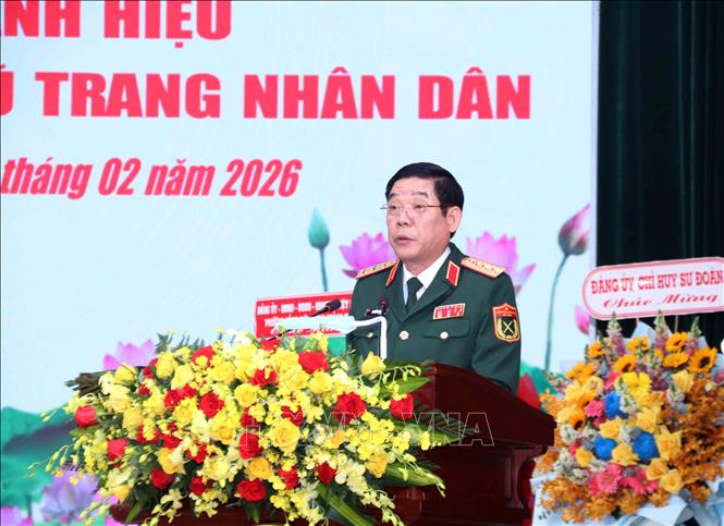 Thượng tướng Nguyễn Văn Gấu, Thứ trưởng Bộ Quốc phòng phát biểu tại buổi lễ. Ảnh: Xuân Khu-TTXVN