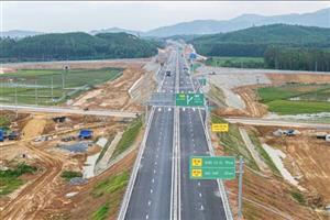 Cao tốc Quảng Ngãi-Hoài Nhơn sẽ đưa vào vận hành lúc 11h ngày 12/2
