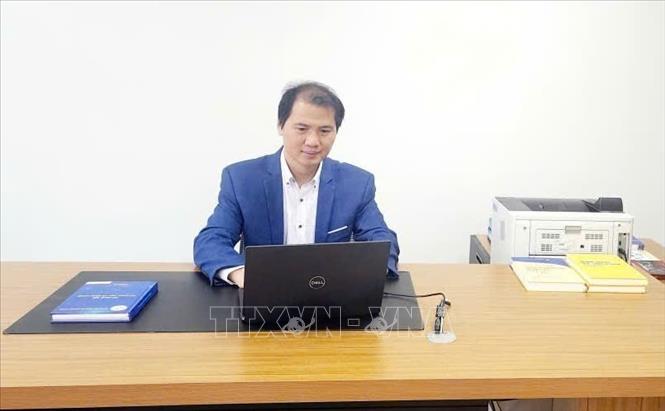 Tiến sĩ Nguyễn Hữu Xuyên, Phó Viện trưởng Viện Chiến lược, Học viện Chiến lược Khoa học và Công nghệ (Bộ Khoa học và Công nghệ) khẳng định, Nghị quyết 68 đã xác định rất rõ chuyển đổi mô hình tăng trưởng dựa trên khoa học, công nghệ và đổi mới sáng tạo là giải pháp “có tính cách mạng và đột phá”. Ảnh: Thanh Hương -TTXVN
