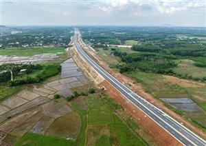 Tạm dừng thông xe vận hành khai thác cao tốc Quảng Ngãi-Hoài Nhơn