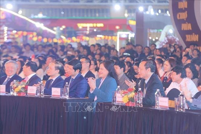 Đại biểu tham dự lễ bế mạc. Ảnh: Minh Quyết - TTXVN