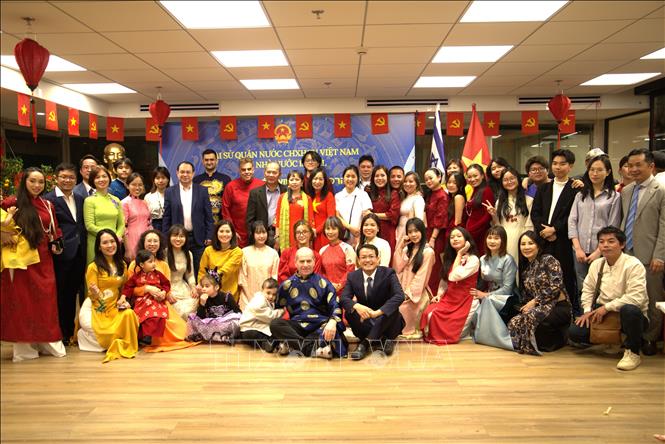 Khoảng 150 khách mời là đại diện cộng đồng người Việt, các cơ quan, đối tác và bạn bè tại Israel đã tham dự chương trình Tết cộng đồng - Xuân quê hương 2026.  Ảnh: Thanh Bình - PV TTXVN tại Israel