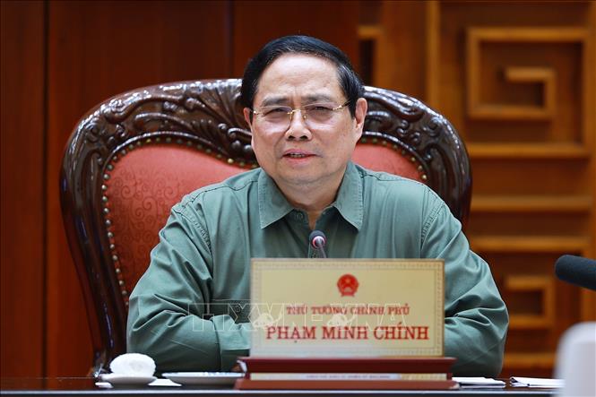 Prime Minister Pham Minh Chinh chairs the meeting. VNA Photo: Dương Giang