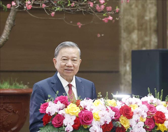 Tổng Bí thư Tô Lâm chúc Tết Đảng bộ, chính quyền và Nhân dân Thủ đô Hà Nội. Ảnh: Thống Nhất – TTXVN