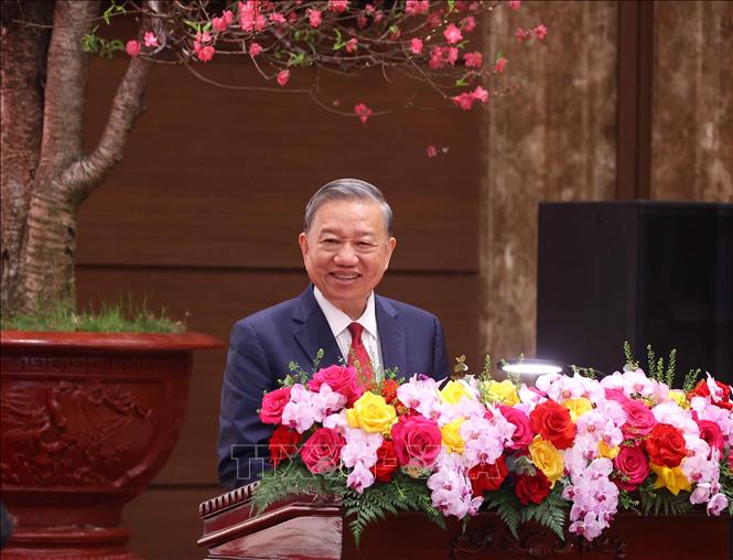 Tổng Bí thư Tô Lâm phát biểu chúc Tết Đảng bộ, chính quyền và Nhân dân Hà Nội. Ảnh: Văn Điệp – TTXVN