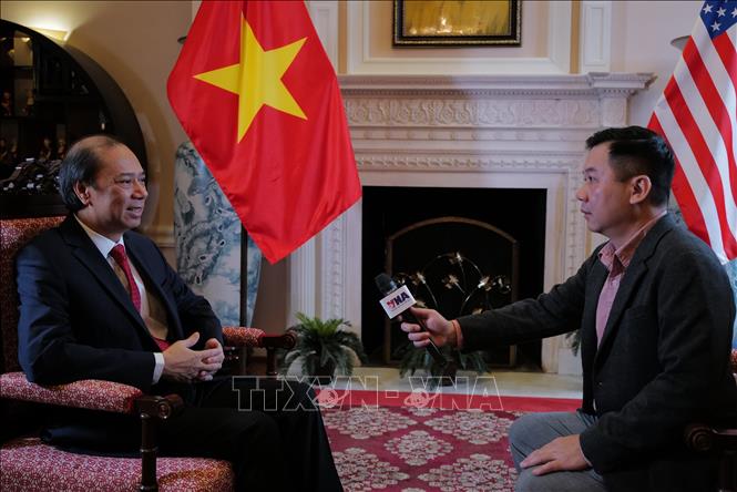 Đại sứ Việt Nam tại Hoa Kỳ Nguyễn Quốc Dũng trả lời phỏng vấn TTXVN về mục tiêu trọng tâm và thông điệp chính mà Tổng Bí thư Tô Lâm mang tới Hoa Kỳ trong chuyến công tác này. Ảnh: Hồng Nguyên - PV TTXVN tại Hoa Kỳ.