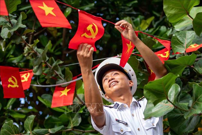 Trang trí Tết ở Trường Sa Xuân Bính Ngọ 2026. Ảnh: TTXVN phát