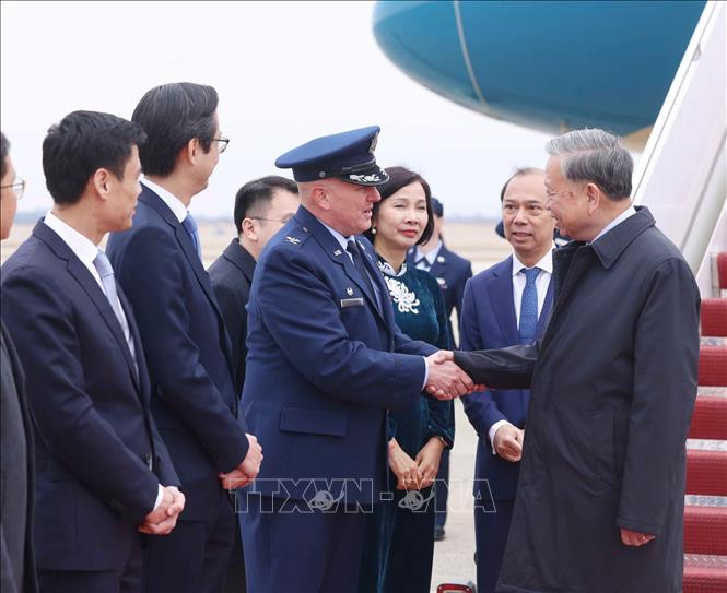 Lễ đón Tổng Bí thư Tô Lâm tại sân bay quân sự Andrews, thủ đô Washington D.C. Ảnh: Thống Nhất – TTXVN