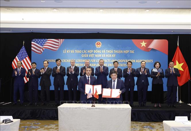 Tổng Bí thư Tô Lâm chứng kiến lễ trao Thoả thuận cung cấp tài chính cho 6 tàu bay Boeing 737-8 giữa VietjetAir và Griffin Golobal Asset Managent. Ảnh: Thống Nhất – TTXVN