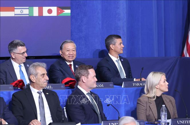 Party General Secretary To Lam and delegates attend the opening session of the Board of Peace for Gaza. VNA Photo: Thống Nhất