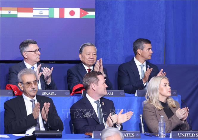 Party General Secretary To Lam and delegates attend the opening session of the Board of Peace for Gaza. VNA Photo: Thống Nhất