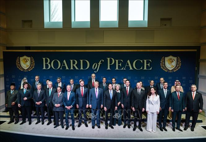 Tổng Bí thư Tô Lâm và các trưởng đoàn dự phiên khai mạc Hội đồng Hoà bình về Gaza.  Ảnh: TTXVN phát