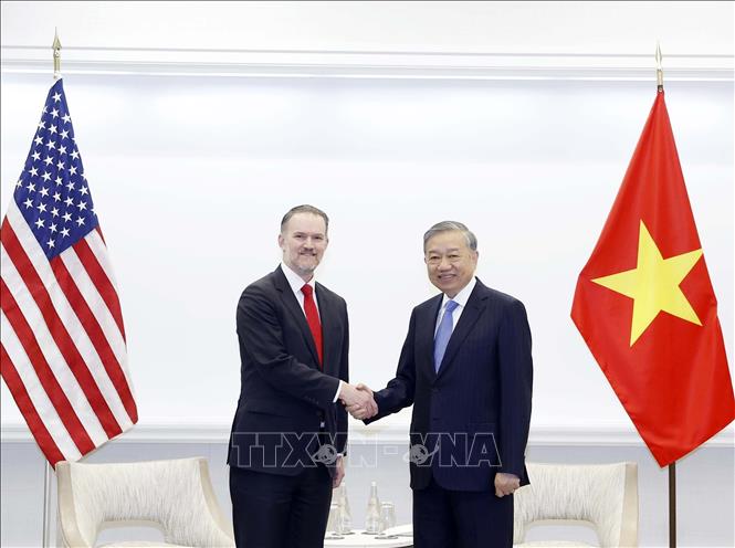 Tổng Bí thư Tô Lâm tiếp Trưởng đại diện Thương mại Hoa Kỳ Jamieson Greer. Ảnh: Thống Nhất – TTXVN