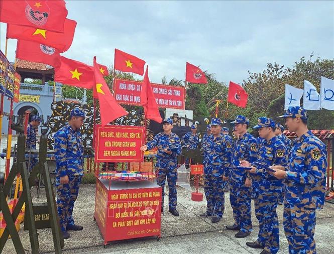 Lữ đoàn 146 (Vùng 4 Hải quân) thực hiện huấn luyện năm 2026. Ảnh: TTXVN phát