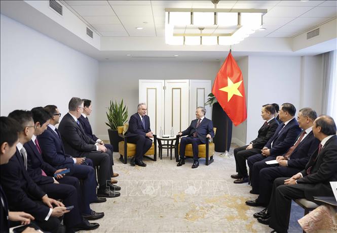 Tổng Bí thư Tô Lâm tiếp cựu Thứ trưởng thứ nhất Bộ Ngoại giao Hoa Kỳ Kurt Campbell. Ảnh: Thống Nhất – TTXVN