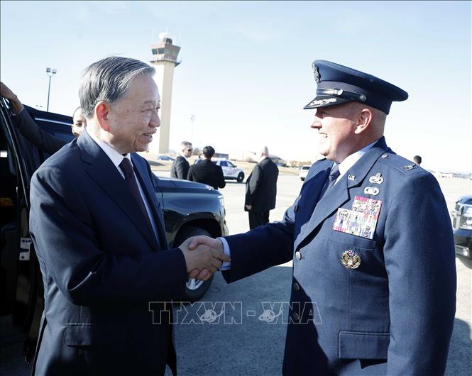 Lễ tiễn Tổng Bí thư Tô Lâm tại sân bay quân sự Andrews. Ảnh: Thống Nhất – TTXVN