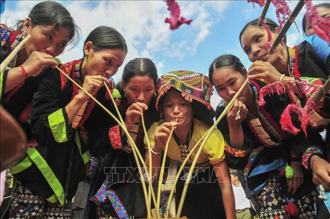 Người Cống ở bản Táng Ngá, xã Mường Mô bảo tồn văn hóa đặc sắc của mình. Ảnh: TTXVN phát