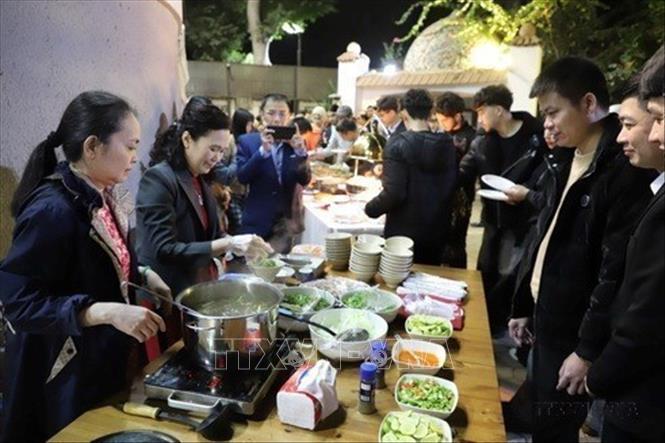 Đại sứ quán Việt Nam tại Ai Cập tổ chức Tết cộng đồng ở thủ đô Cairo, chào đón Xuân Ất Tỵ 2025. Ảnh: Nguyễn Trường - TTXVN  