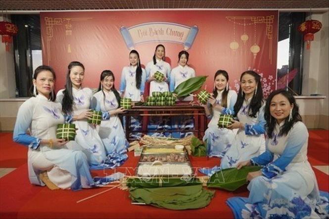 Đại sứ quán Việt Nam tại LB Nga phối hợp với các hội đoàn tổ chức đón Tết cổ truyền Ất Tỵ 2025, tại Trung tâm Hà Nội - Moskva (Incentra), ngày 19/1/2025. Ảnh: Lê Quang Vinh - TTXVN  