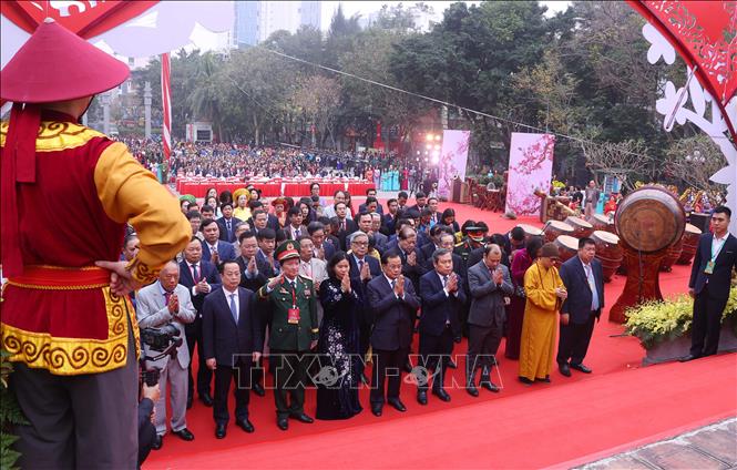 Lãnh đạo Trung ương và TP Hà Nội nghe tuyên Chúc văn tại Lễ hội kỷ niệm 237 năm Chiến thắng Ngọc Hồi - Đống Đa (1789 - 2026). Ảnh: Văn Điệp – TTXVN