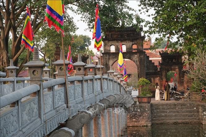 Chùa được bố trí hài hòa cân xứng theo kiểu chữ Tam bao gồm các hạng mục: Tiền đường, trung từ và hậu cung. Ảnh Mạnh Khánh-TTXVN