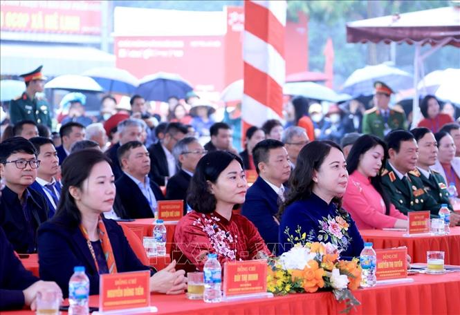 Phó Chủ tịch nước Võ Thị Ánh Xuân cùng các đại biểu Trung ương và thành phố Hà Nội dự buổi lễ. Ảnh: Tuấn Anh - TTXVN