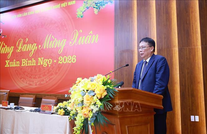 Chủ tịch Viện Hàn lâm Khoa học và Công nghệ Việt Nam Châu Văn Minh phát biểu. Ảnh: Dương Giang-TTXVN 
