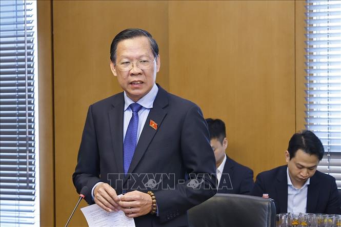 Chủ nhiệm Ủy ban Kinh tế và Tài chính của Quốc hội Phan Văn Mãi phát biểu. Ảnh: Doãn Tấn - TTXVN