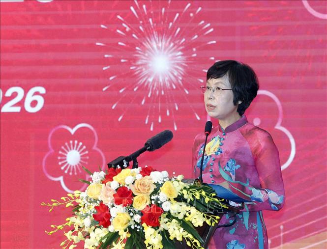 Tổng giám đốc Vũ Việt Trang báo cáo kết quả thực hiện nhiệm vụ của TTXVN. Ảnh: Thống Nhất – TTXVN