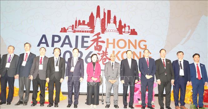 Đại diện các nước tại lễ khai mạc APAIE. Ảnh: Xuân Vịnh-Phóng viên TTXVN tại Hong Kong (Trung Quốc). 