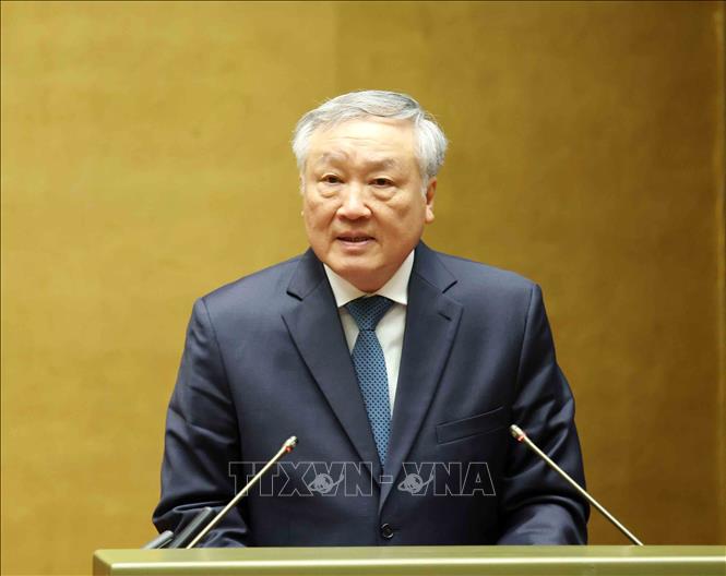 Phó Thủ tướng Thường trực Chính phủ Nguyễn Hoà Bình trình bày nội dung trọng tâm Chương trình hành động thực hiện Nghị quyết số 79-NQ/TW về phát triển kinh tế Nhà nước và Nghị quyết số 80-NQ/TW về phát triển văn hóa Việt Nam. Ảnh: Phương Hoa - TTXVN