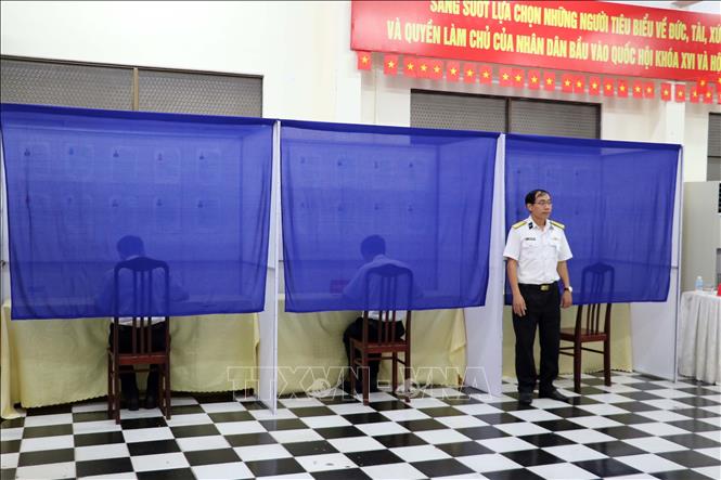 Khu vực bỏ phiếu tại Hải đoàn 129 Hải quân. Ảnh: Đoàn Mạnh Dương-TTXVN