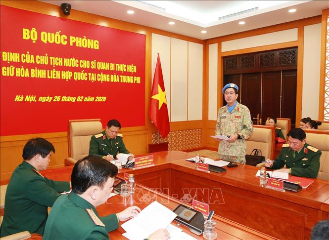 Toàn cảnh lễ trao quyết định. Ảnh: Trọng Đức - TTXVN  Ảnh: Trọng Đức - TTXVN