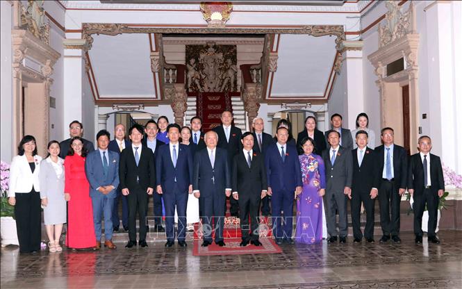 Đoàn đại biểu HĐND Thành phố Hồ Chí Minh và đoàn đại biểu Hội đồng tỉnh Yamaguchi, Nhật Bản sau buổi làm việc. Ảnh: Xuân Khu-TTXVN