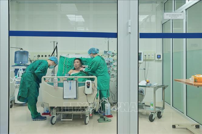 Đến nay, bệnh nhân đang hồi phục tốt, được theo dõi, chăm sóc và phục hồi toàn diện theo phác đồ chuyên sâu của Bệnh viện Phổi Trung ương. Ảnh: Minh Quyết - TTXVN