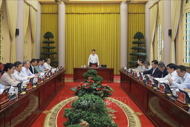 Chủ tịch nước Lương Cường chủ trì họp giao ban công tác tháng 2, triển khai nhiệm vụ tháng 3 của Văn phòng Chủ tịch nước. Ảnh: Lâm Khánh – TTXVN